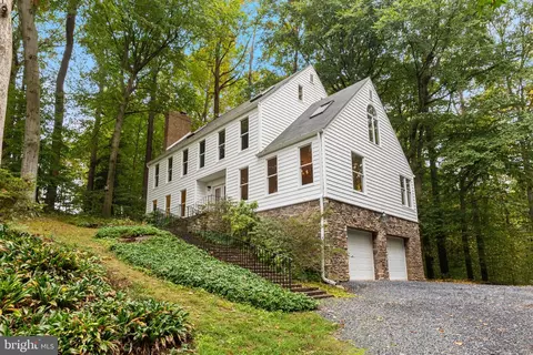 6948 Solomons Island Rd, Friendship, MD 20758