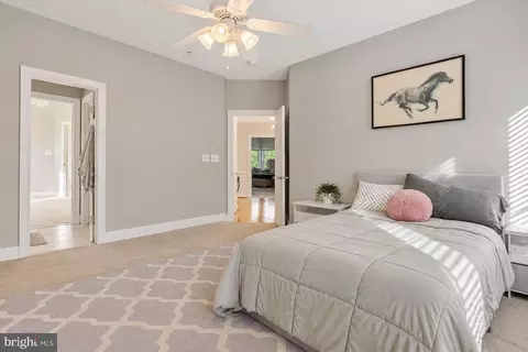 Bedroom - 27 Hunting Ct, Edgewater, MD 21037 photo 3 of 7