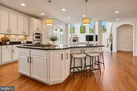 Kitchen - 27 Hunting Ct, Edgewater, MD 21037 photo 1 of 8