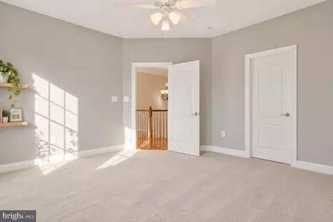 Bedroom - 27 Hunting Ct, Edgewater, MD 21037 photo 5 of 7