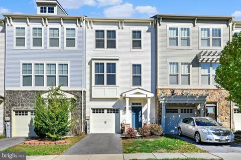 734 Rollins Ln, Glen Burnie, MD 21060