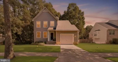 8056 High Oak Rd, Glen Burnie, MD 21060
