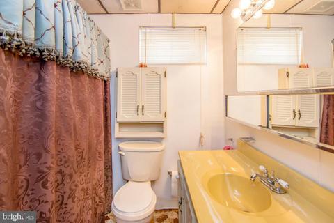 8 1st Ave, Baltimore Highlands, MD 21225 photo 27