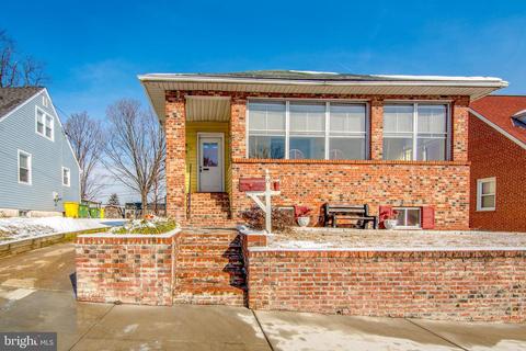 8 1st Ave, Baltimore Highlands, MD 21225 photo 2