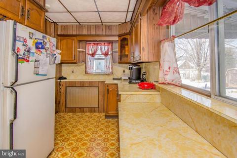8 1st Ave, Baltimore Highlands, MD 21225 photo 13