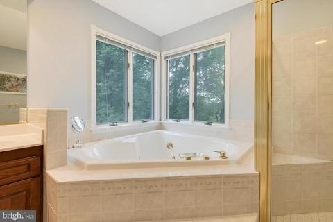 1200 Winsail Ct, Pasadena, MD 21122 photo 25