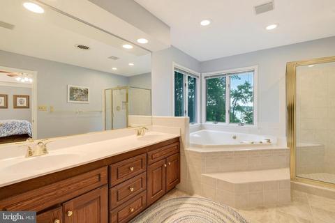 1200 Winsail Ct, Pasadena, MD 21122 photo 24