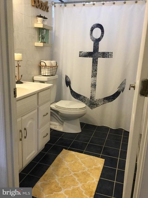 126 Roland Rd, Pasadena, MD 21122 photo 13