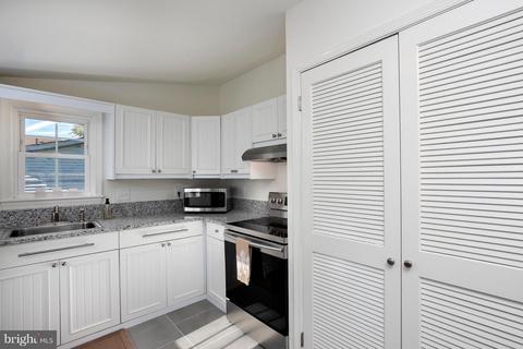 619 E Marshall Ave, Deale, MD 20751 photo 16