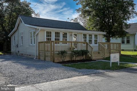 619 E Marshall Ave, Deale, MD 20751 photo 1