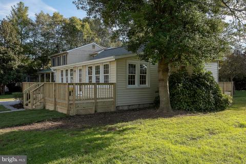 619 E Marshall Ave, Deale, MD 20751 photo 3
