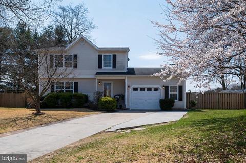 8210 Doby Ln, Pasadena, MD 21122 photo 1