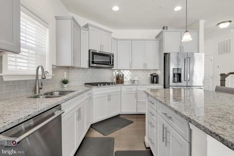 7603 Gigur Dr, Hanover, MD 21076 photo 13