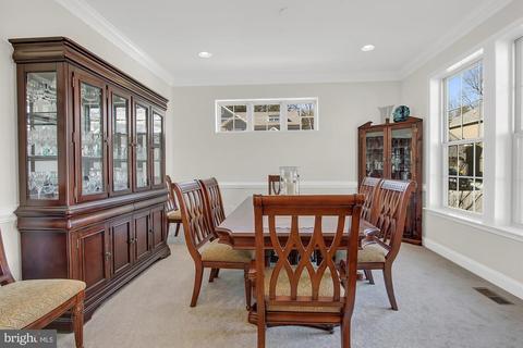 7603 Gigur Dr, Hanover, MD 21076 photo 2