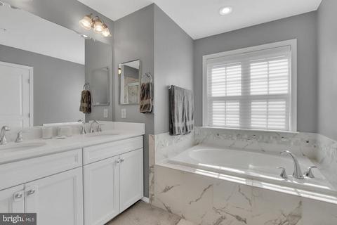 7603 Gigur Dr, Hanover, MD 21076 photo 25