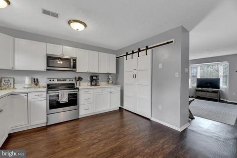 346 Rambling Ridge Ct, Pasadena, MD 21122 photo 8