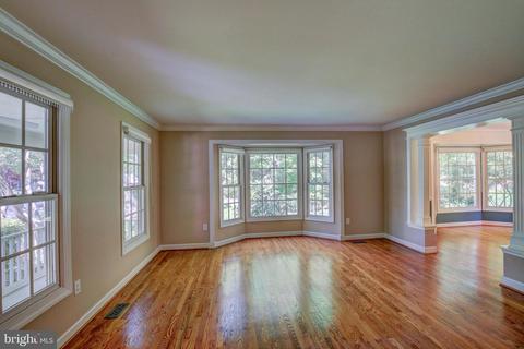 1129 Charing Cross Dr, Crofton, MD 21114 photo 9