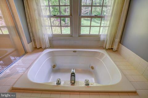 1129 Charing Cross Dr, Crofton, MD 21114 photo 44