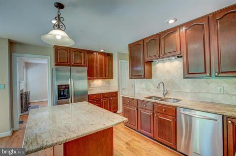 1129 Charing Cross Dr, Crofton, MD 21114 photo 19
