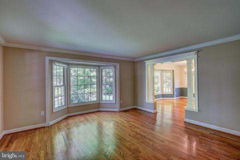 1129 Charing Cross Dr, Crofton, MD 21114 photo 6