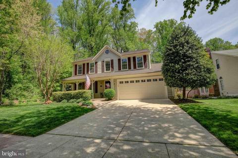 1129 Charing Cross Dr, Crofton, MD 21114 photo 1