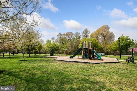 8101 Gray Stone Ln, Pasadena, MD 21122 photo 33
