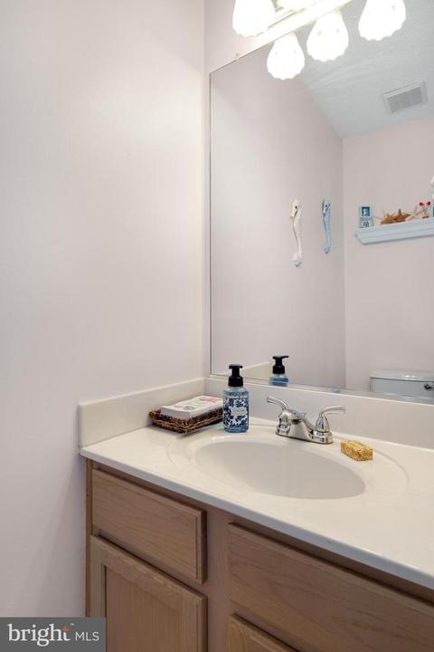 8101 Gray Stone Ln, Pasadena, MD 21122 photo 22