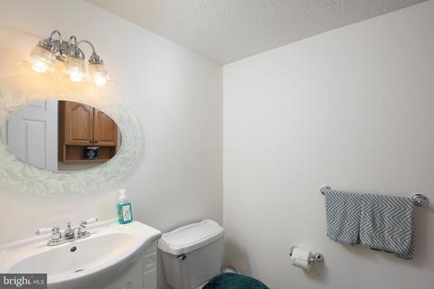 111 Bar Harbor Rd, Pasadena, MD 21122 photo 21