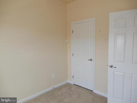 761 Cherry Bark Ln, Baltimore, MD 21225 photo 33
