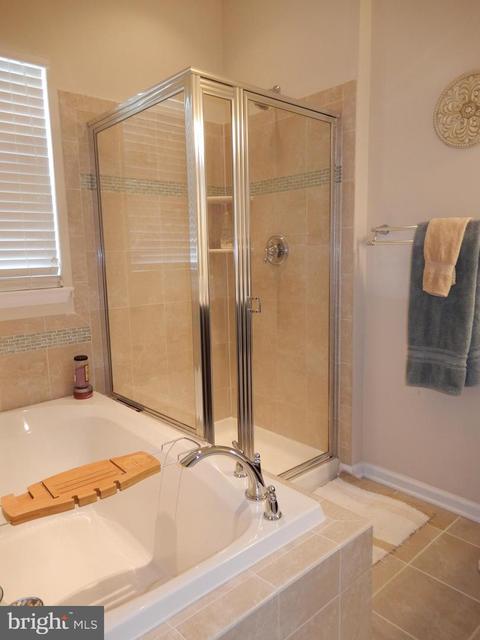 761 Cherry Bark Ln, Baltimore, MD 21225 photo 40
