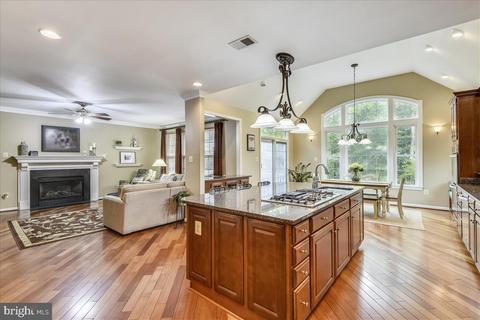 2805 Carver Rd, Crofton, MD 21114 photo 11