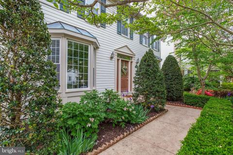 1712 Mayfair Pl, Crofton, MD 21114 photo 4