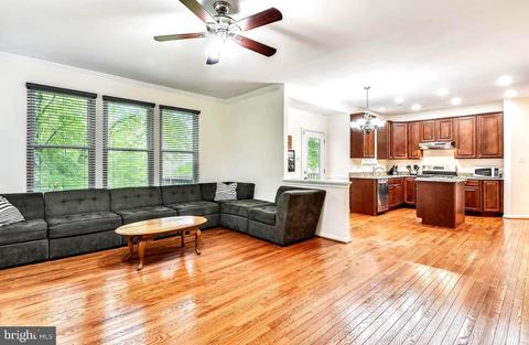 2808 Billhimer Ct, Crofton, MD 21114 photo 3