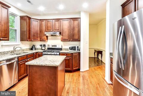 2808 Billhimer Ct, Crofton, MD 21114 photo 4