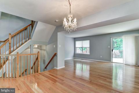 3043 Button Bush Ln, Laurel, MD 20724 photo 8