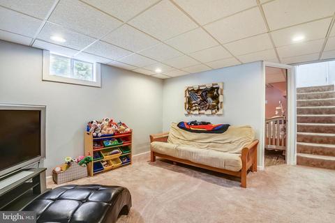 225 Dale Rd, Pasadena, MD 21122 photo 27