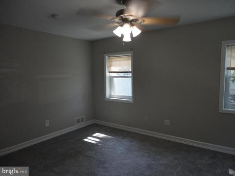 7618 1st St, Pasadena, MD 21122 photo 14
