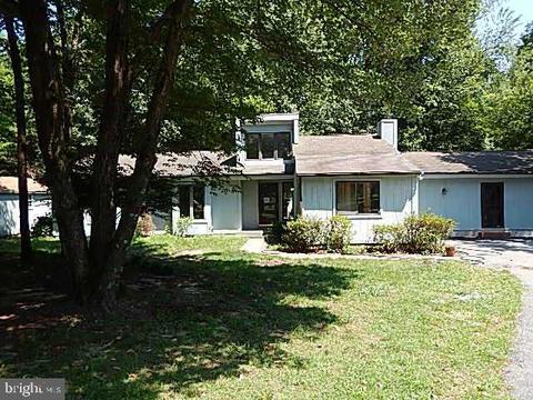 1904 Waylene Dr, Hanover, MD 21076 photo 1