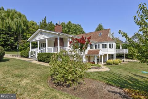 1250 Turkey Point Rd, Edgewater, MD 21037 photo 1