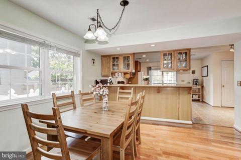 417 Fairmount Dr, Edgewater, MD 21037 photo 4