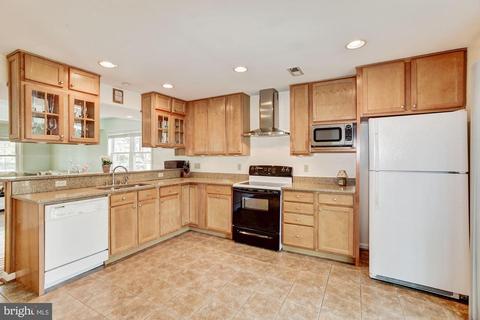 417 Fairmount Dr, Edgewater, MD 21037 photo 6