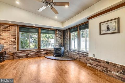 8443 Main Ave, Pasadena, MD 21122 photo 14