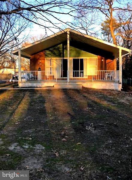 301 Hickory Point Rd, Pasadena, MD 21122 photo 1
