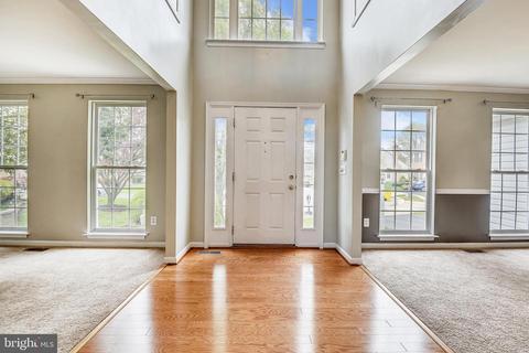 8144 Silverado Ct, Pasadena, MD 21122 photo 3
