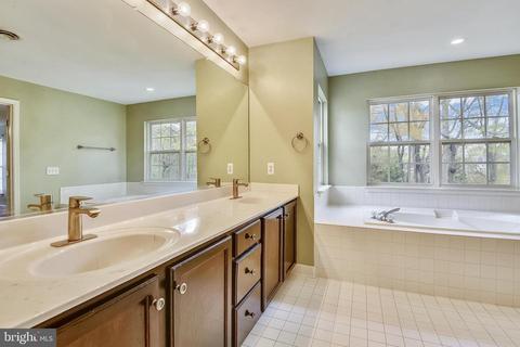 8144 Silverado Ct, Pasadena, MD 21122 photo 35
