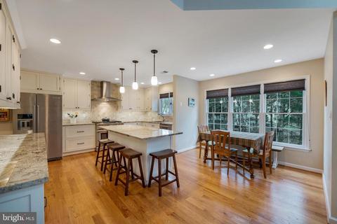 1812 Stonegate Ave, Crofton, MD 21114 photo 11