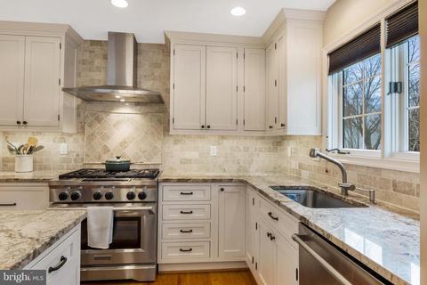 1812 Stonegate Ave, Crofton, MD 21114 photo 6