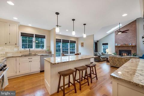 1812 Stonegate Ave, Crofton, MD 21114 photo 10