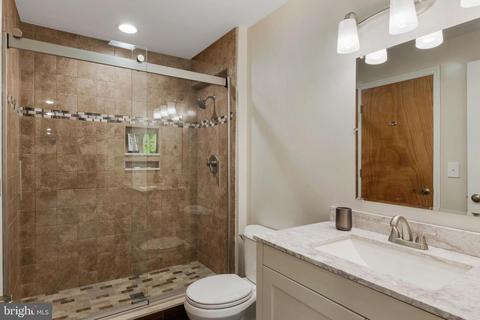 1812 Stonegate Ave, Crofton, MD 21114 photo 58