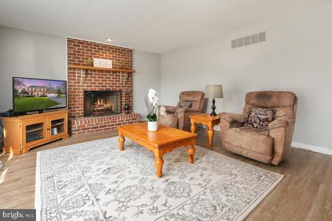 8146 Silverado Ct, Pasadena, MD 21122 photo 11